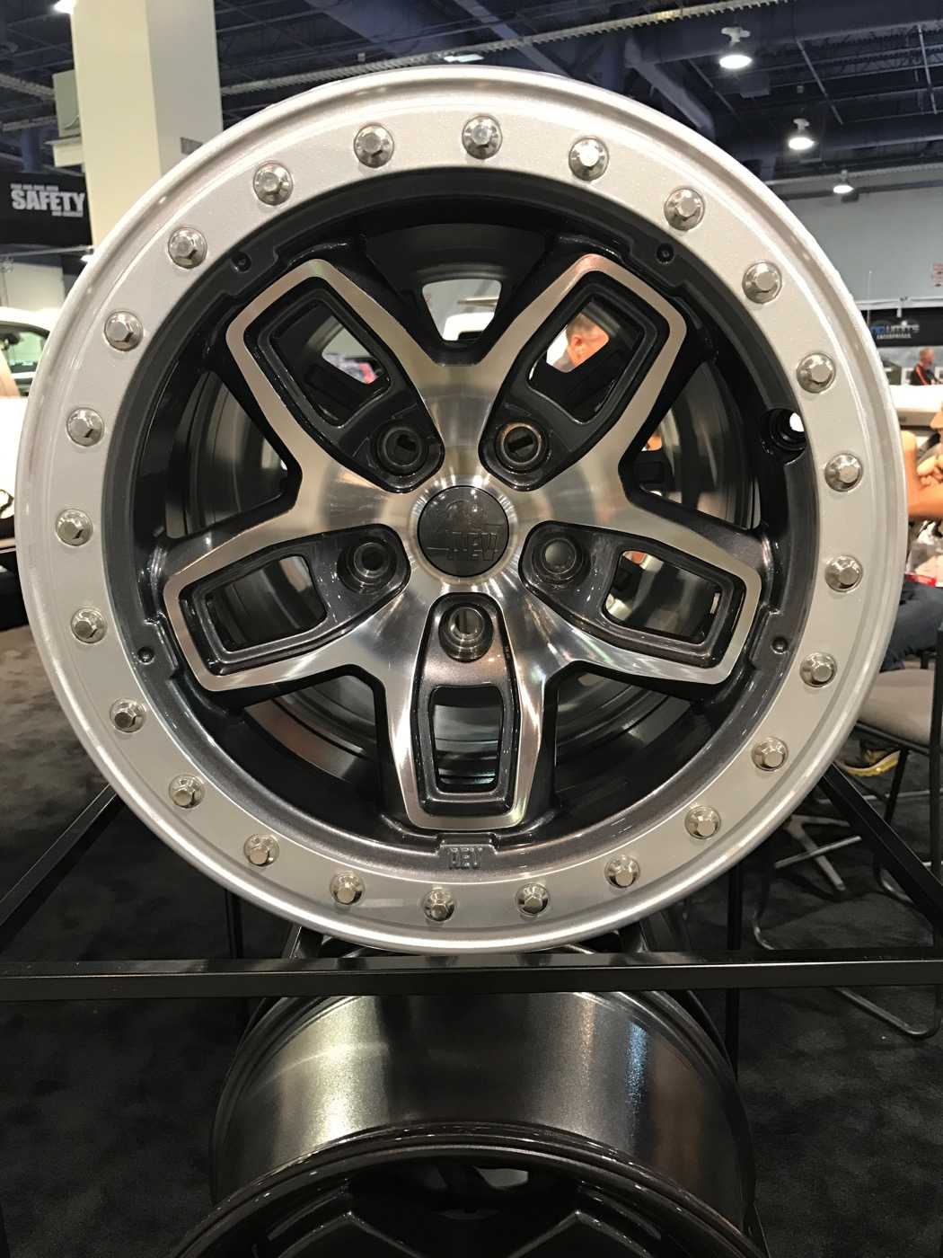 Sema 2016 Image Walkthrough Quadratec