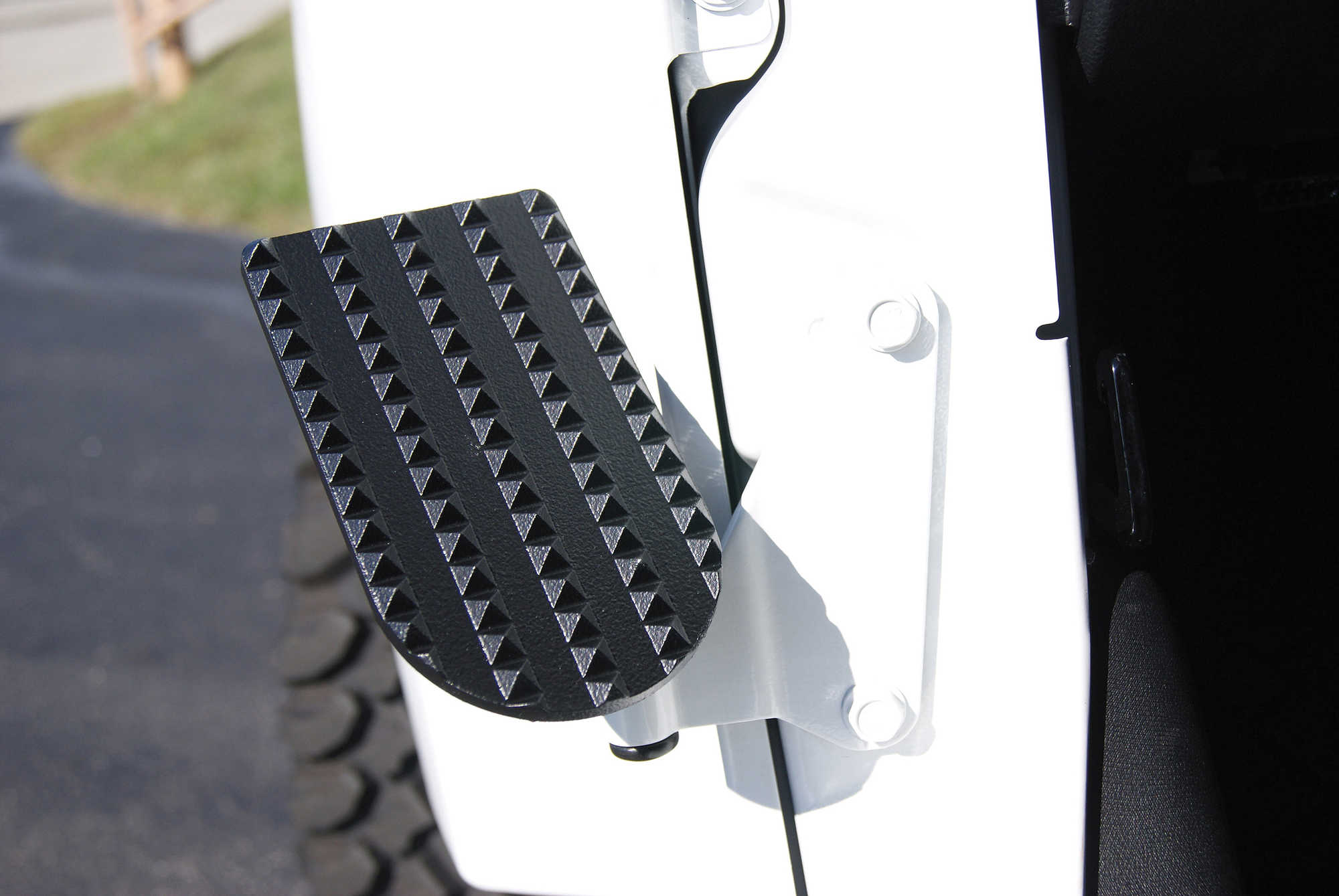 RealWheels Drivers Side XL Foot Rest for 0717 Jeep® Wrangler