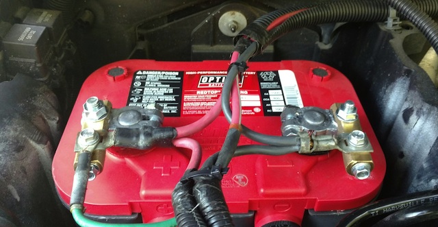 How to Replace Your Jeep Wrangler Battery and Upgrade Terminals | Quadratec