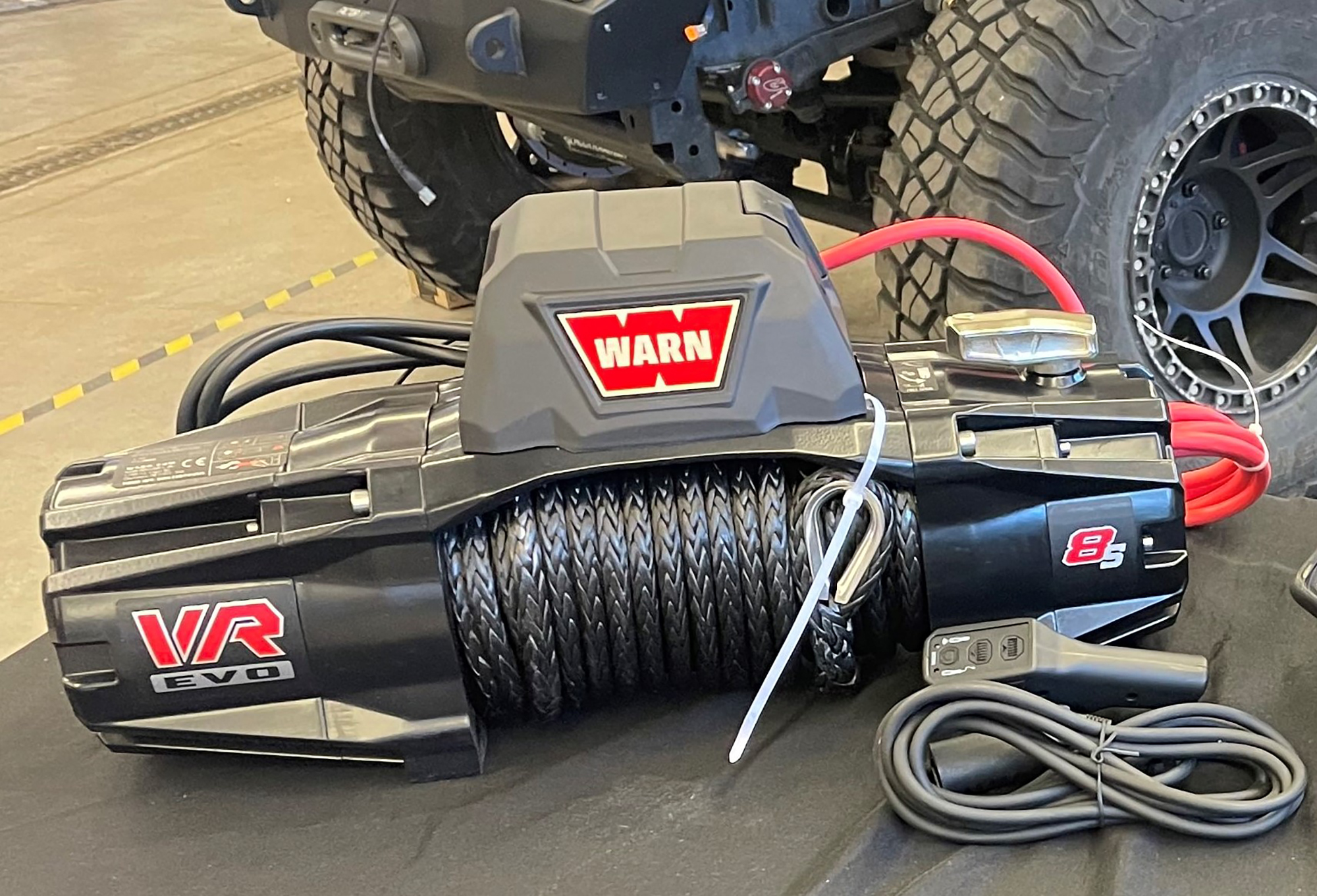 How To Tension Your Jeep's Synthetic Winch Rope | Quadratec