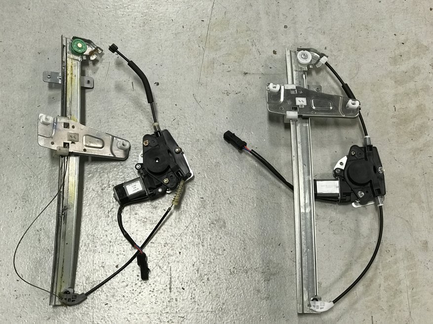 2002 Jeep Grand Cherokee Laredo Window Regulator