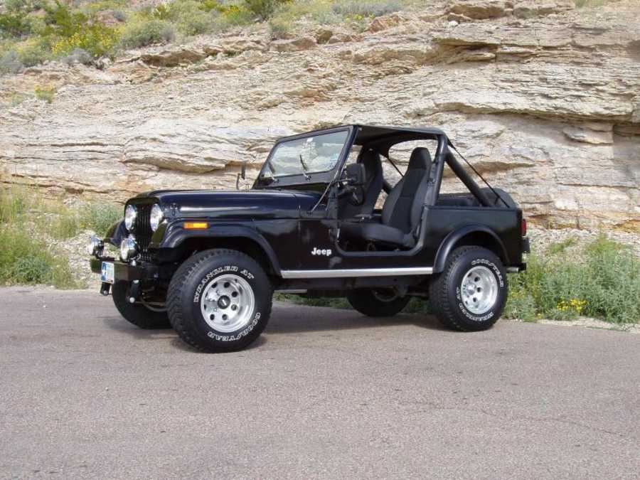 81 CJ-7 by Juan a. of El Paso, TX | Quadratec