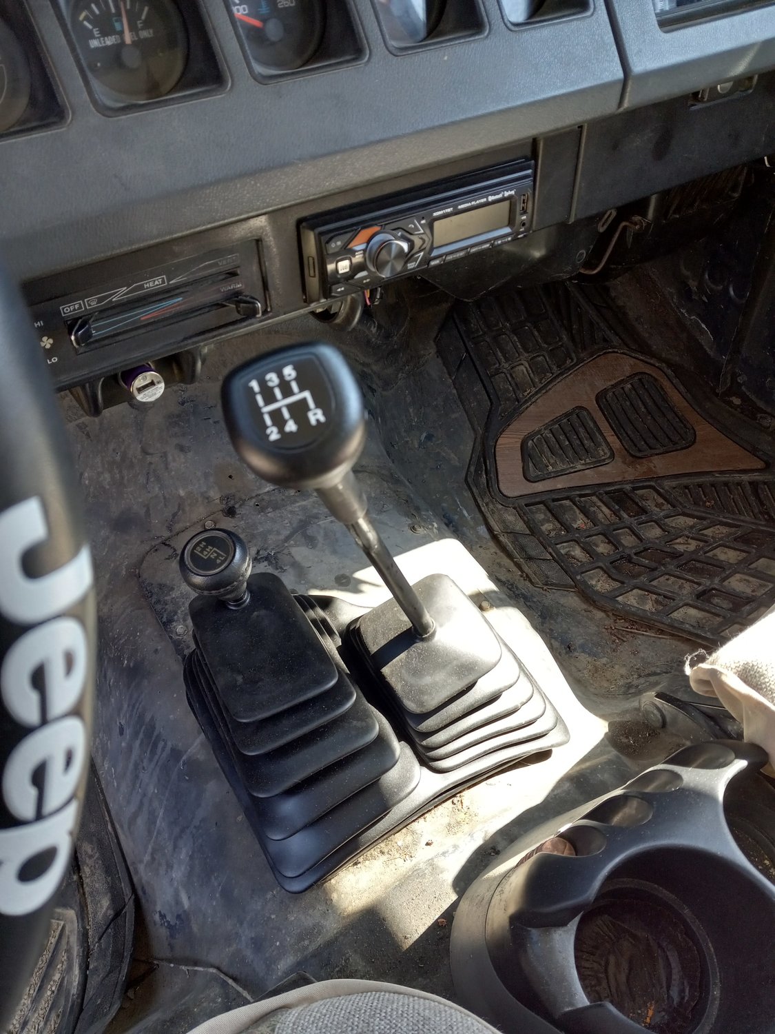 Mopar 53004539 Outer Shifter Boot for 87-95 Jeep Wrangler YJ | Quadratec