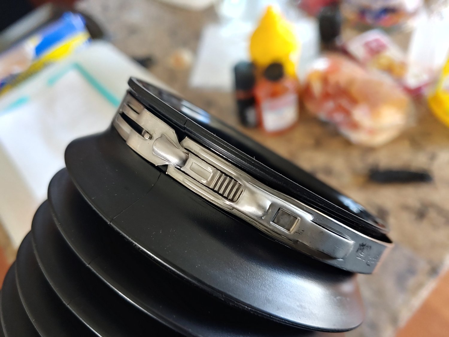 Mopar 68400289AA Rear Drive Shaft Boot Kit for 0918 Jeep Wrangler JK Unlimited Quadratec