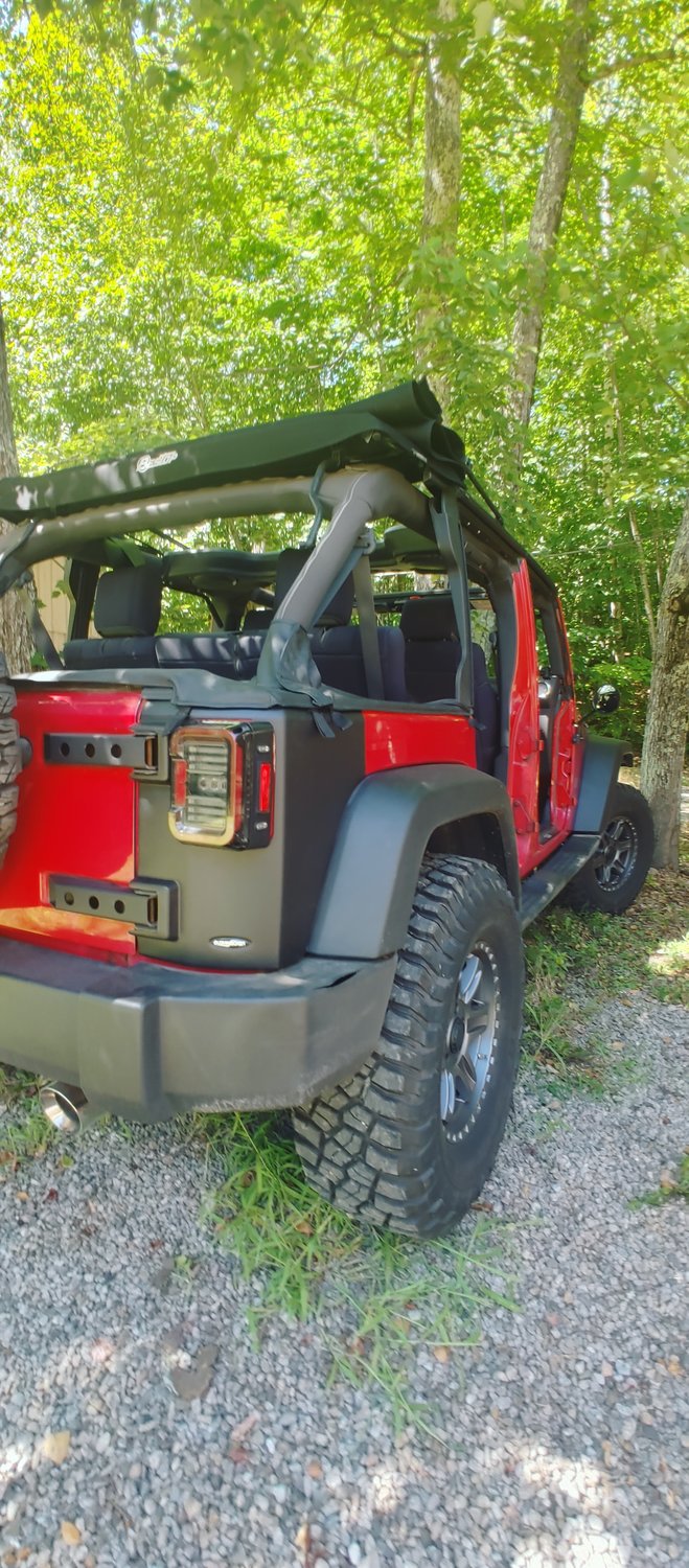 Bushwacker 14010 TrailArmor Rear Corners Guards for 0718 Jeep Wrangler