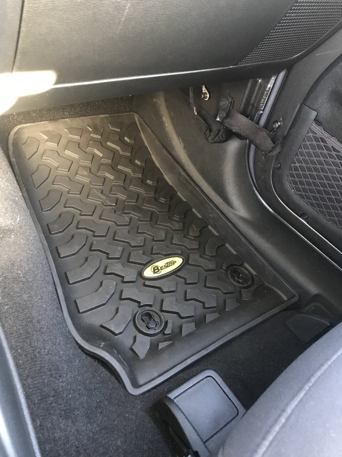 Bestop 5151301 Front Floor Liners for 1418 Jeep Wrangler JK Quadratec