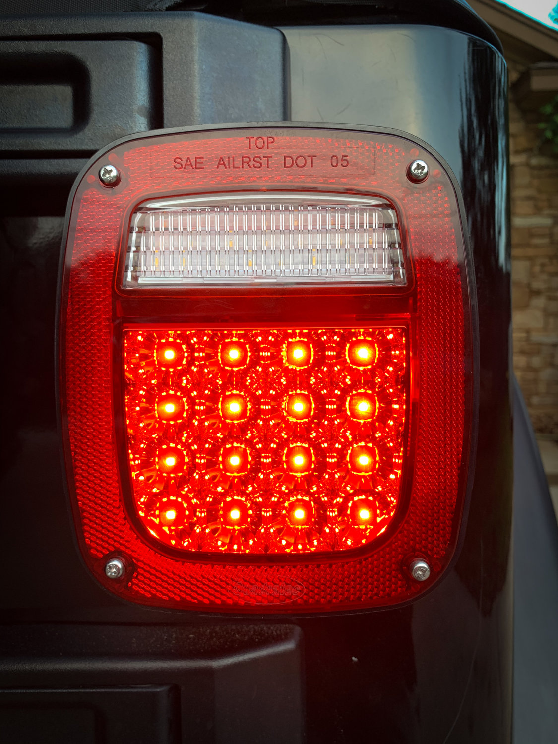 Quadratec LED Tail Light Kit for 0106 Jeep Wrangler TJ & Unlimited Quadratec