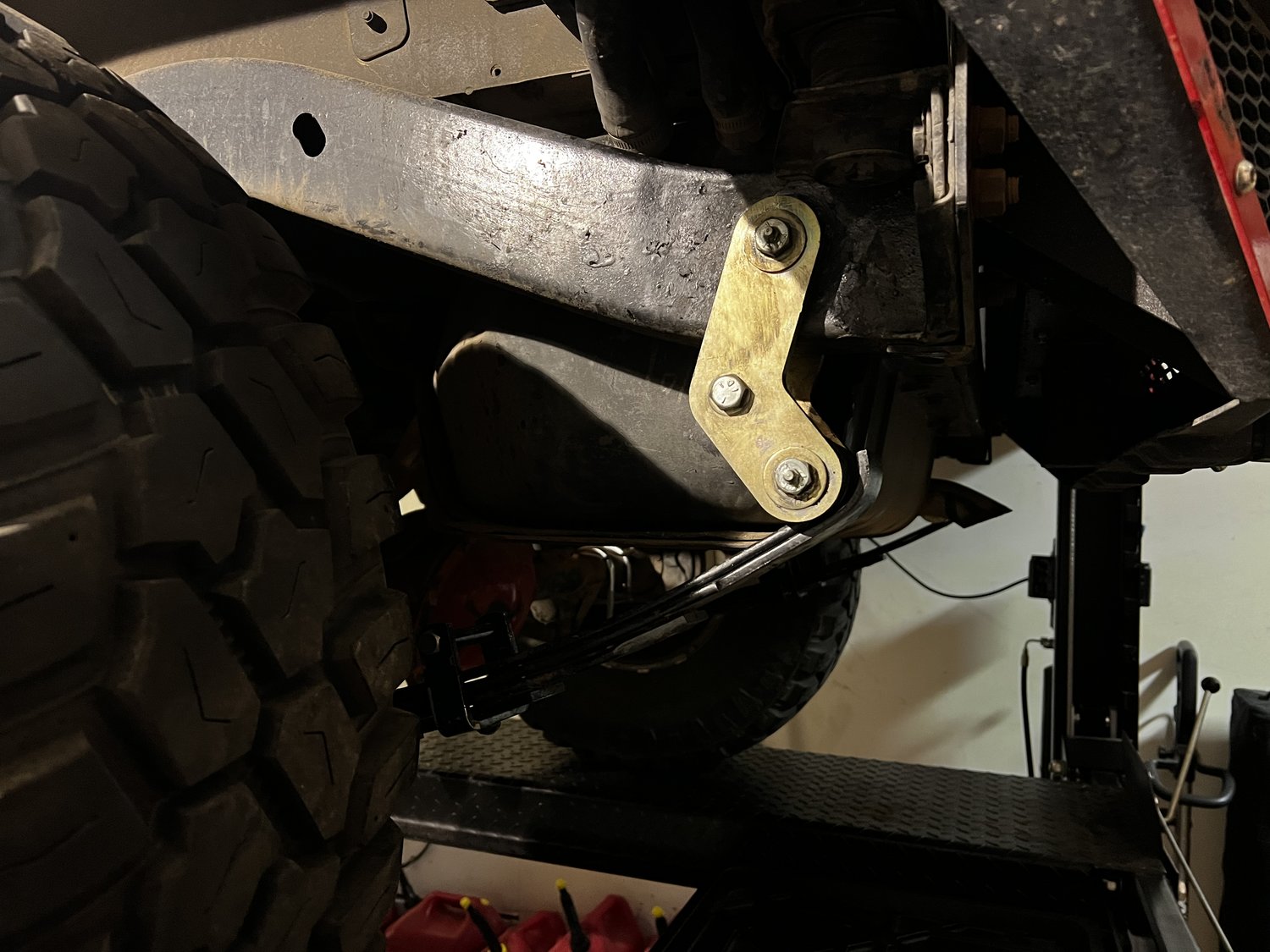 Mountain OffRoad 5/8" Lift Boomerang Shackles for 8795 Jeep Wrangler