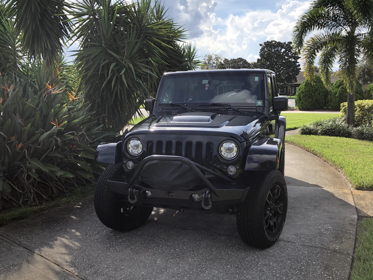 Quadratec Vinyl Winch Cover for Integrated and Center Mount Remote