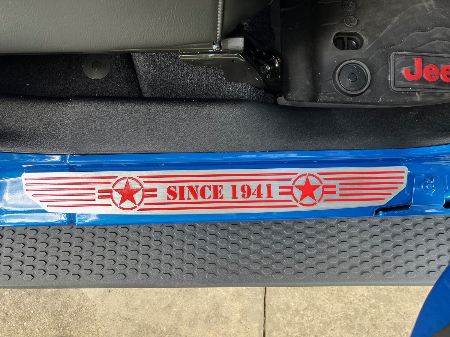 DV8 Offroad D-JL-180014-STR2 Front Sill Plates with Since 1941