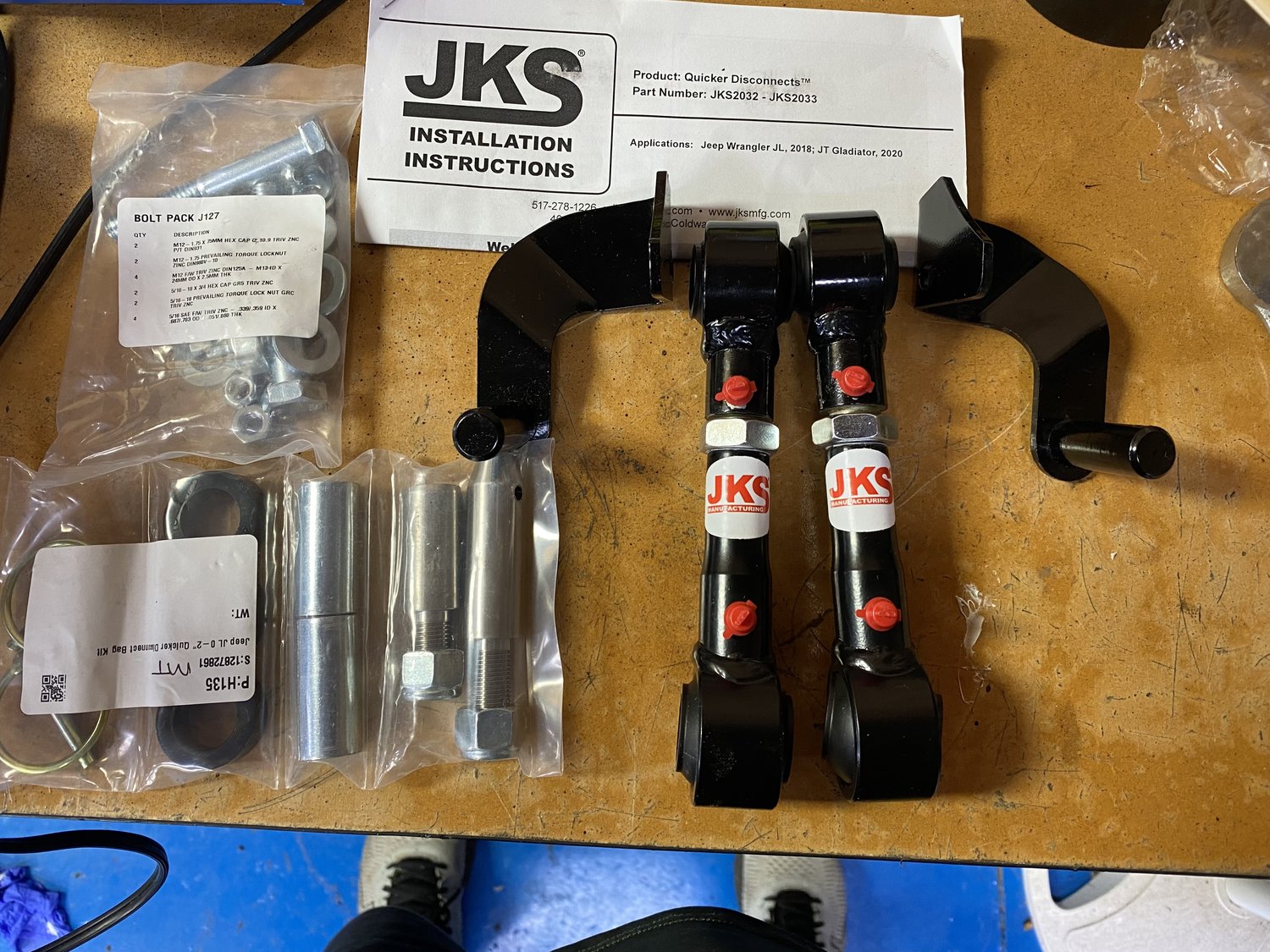JKS Manufacturing Front Quicker Disconnects for 1821 Jeep Wrangler JL
