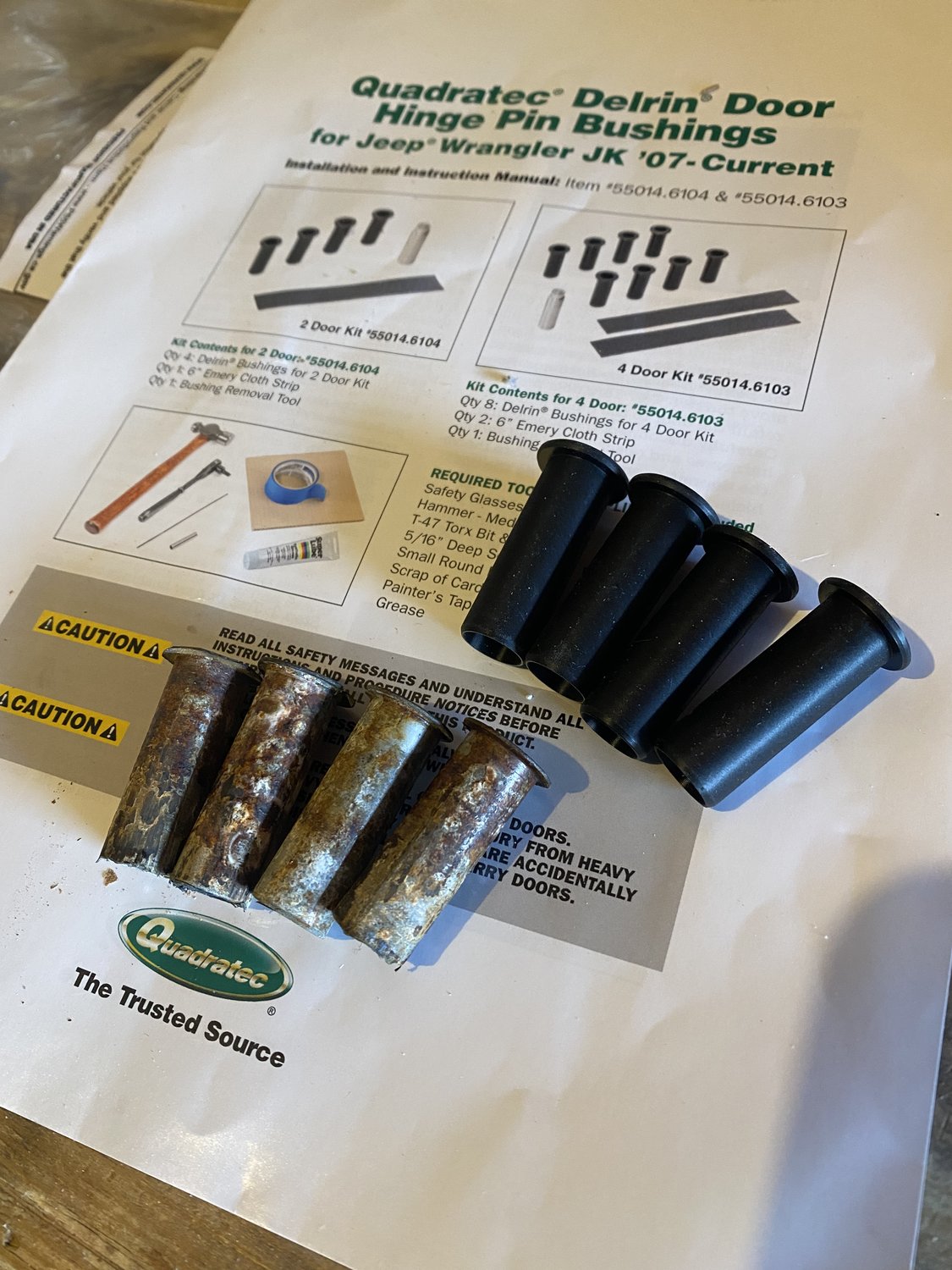 Quadratec Delrin Replacement Door Hinge Bushings for 0724 Jeep