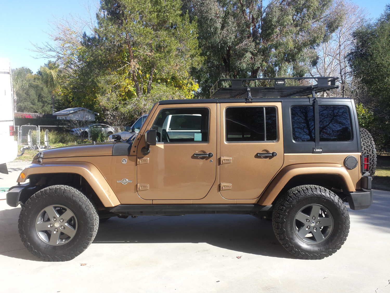 Surco Safari Hardtop Rack For 97 06 Jeep Wrangler Tj