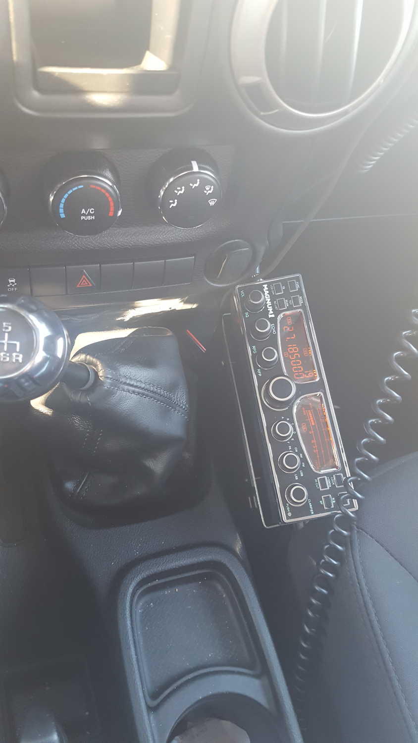 Quadratec JKCBMU Quick Disconnect CB Radio Mount for 1118 Jeep