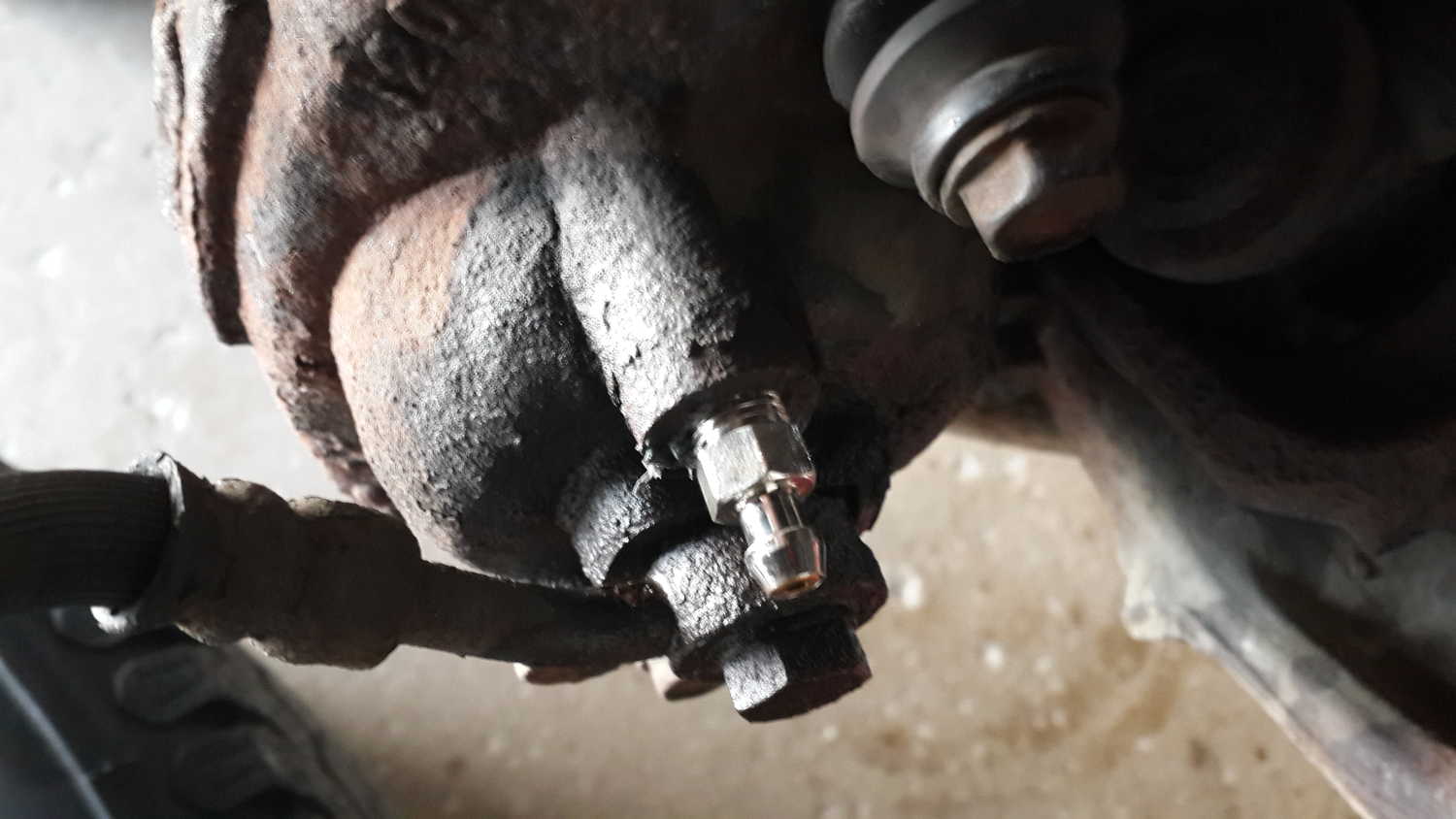 Speed Bleeder SB3824SS Brake Bleeders in Stainless Steel for 7207