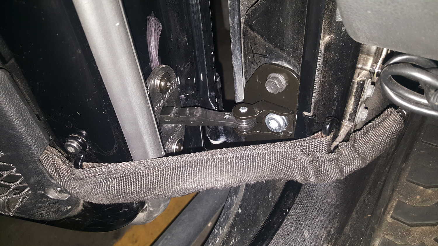 Star Fabricating Jkfd Smart Door Stops For 07 17 Jeep