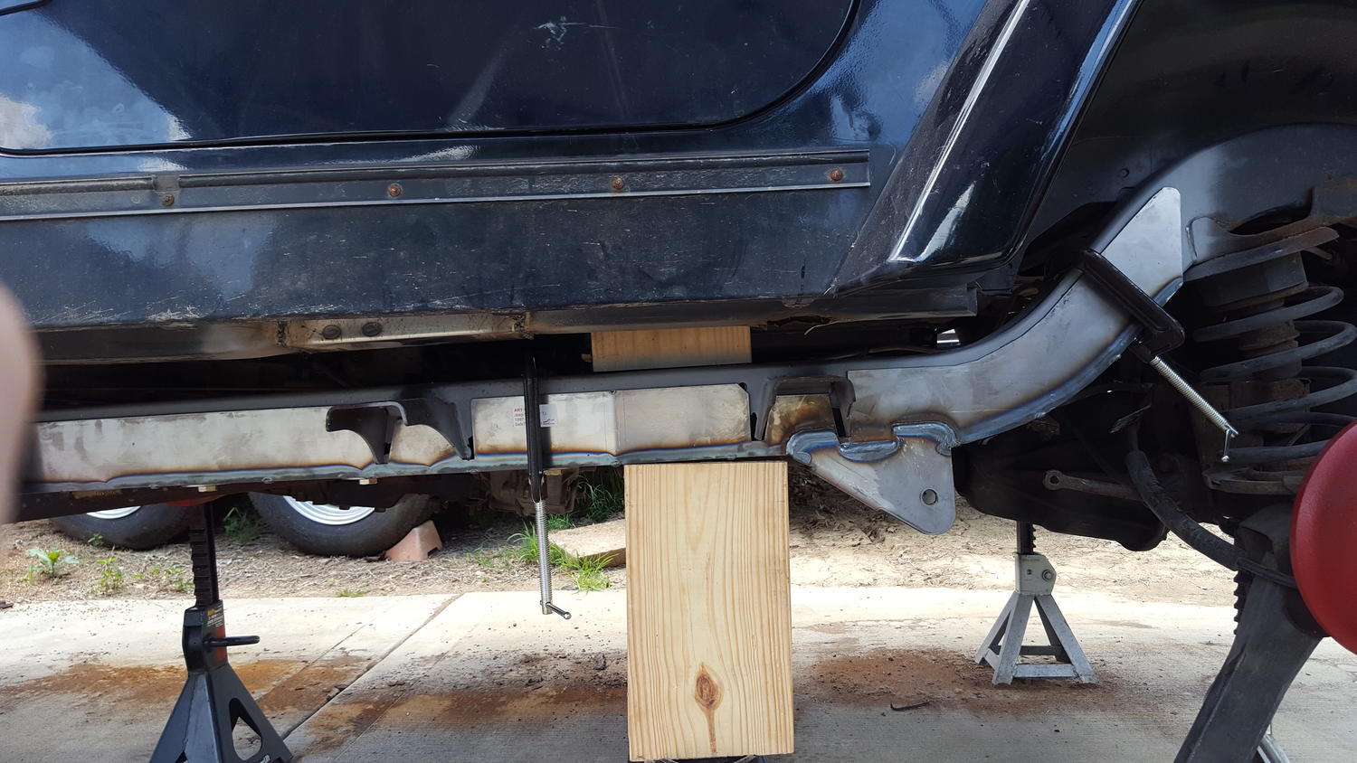 Auto Rust Technicians Safetcap Full Center Frame Section