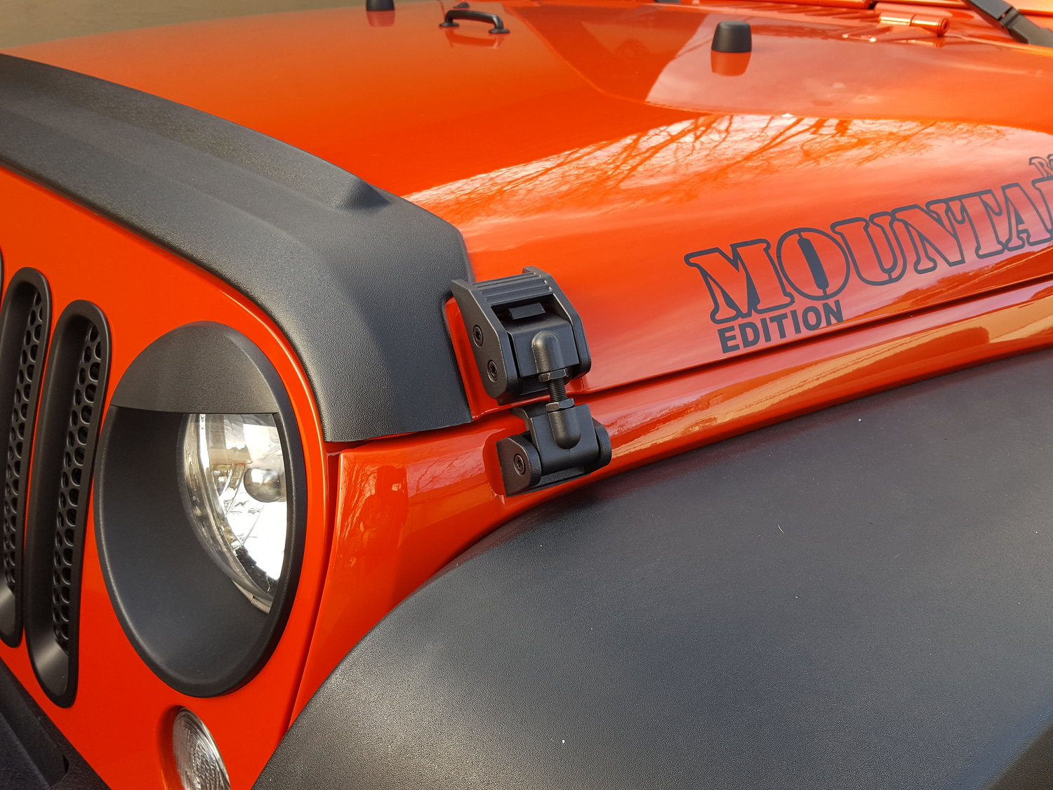 Rugged Ridge Aluminum Hood Catch for 0718 Jeep Wrangler JK Quadratec