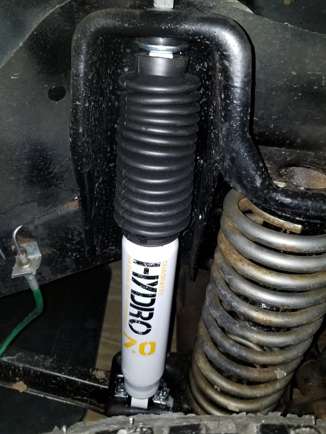 Quadratec Maximum Duty Hydro 7.0 Shock Kit for 8406 Jeep Cherokee XJ