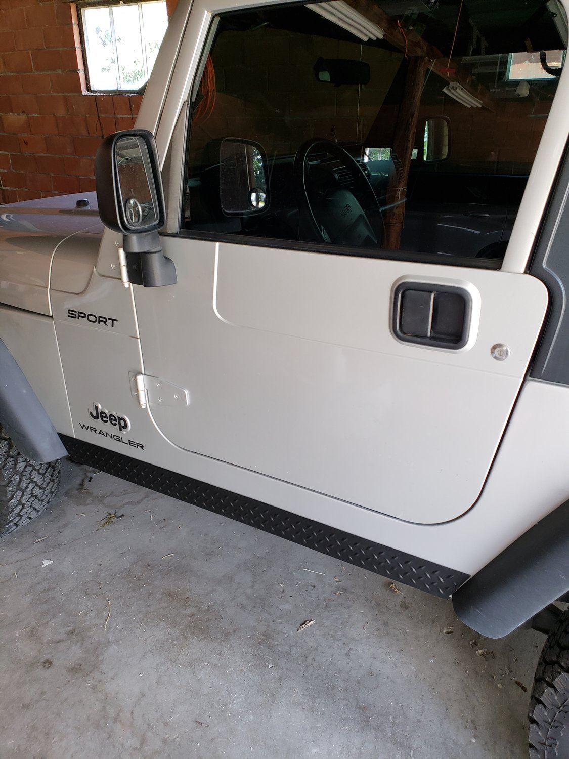 Rugged Ridge 11650.05 Side Rocker Panels for 9706 Jeep Wrangler TJ