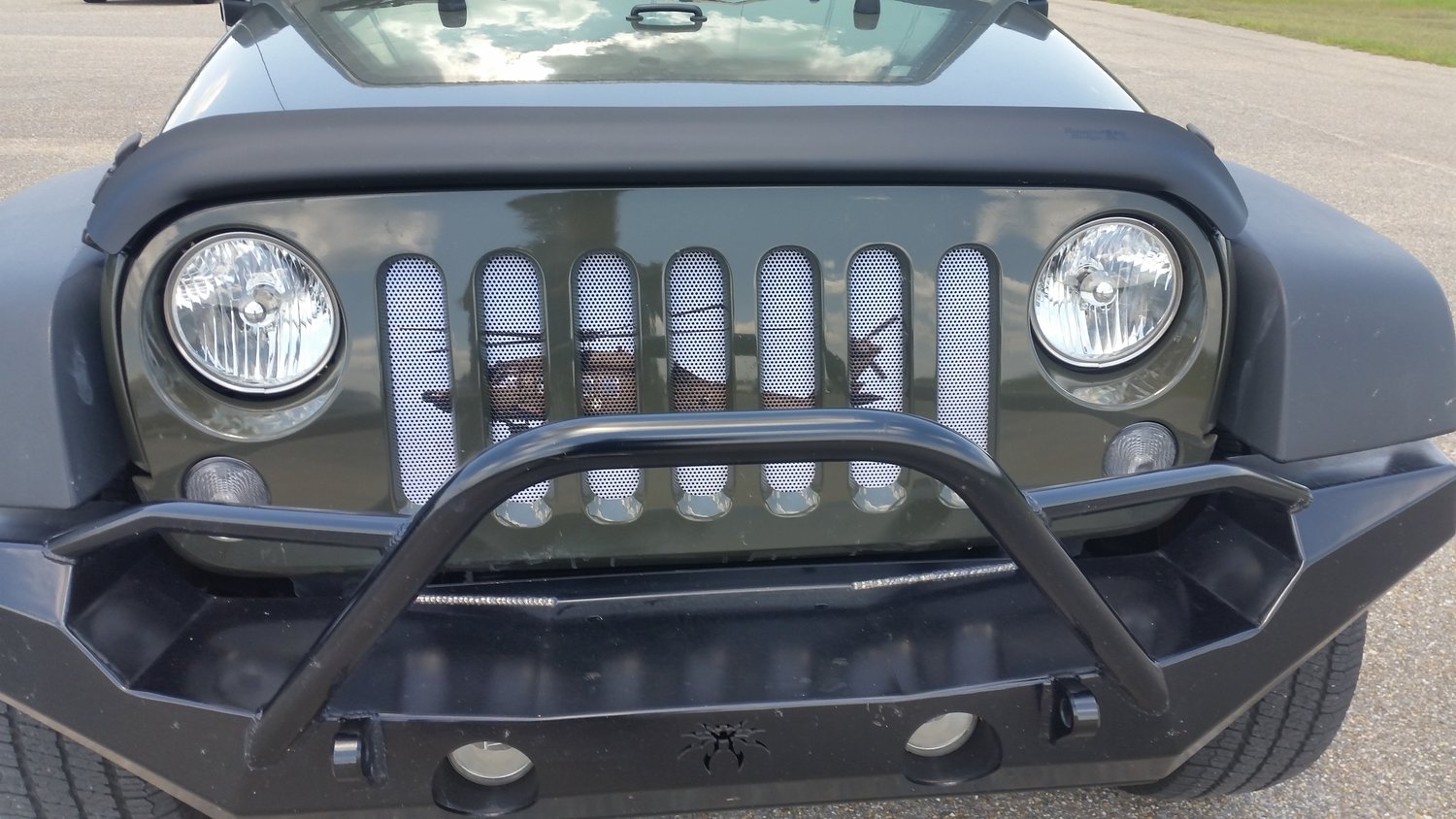 Rugged Ridge 11348.02 Bug Deflector in Matte Black for 0718 Jeep