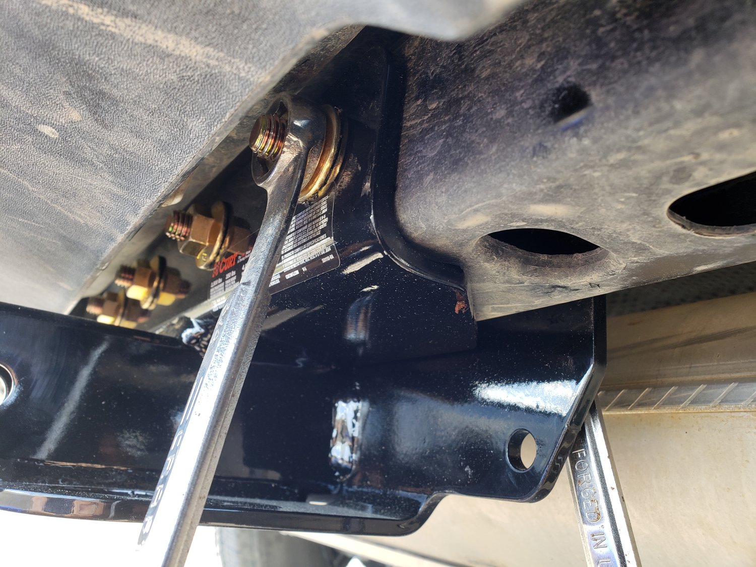 CURT 13392 2" Receiver Hitch for 1820 Jeep Wrangler JL Quadratec