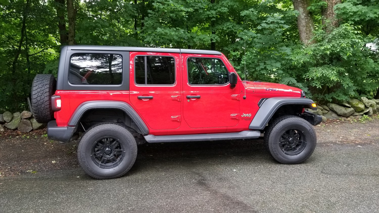 JKS Manufacturing JVenture 2.5in Suspension System for 1820 Jeep