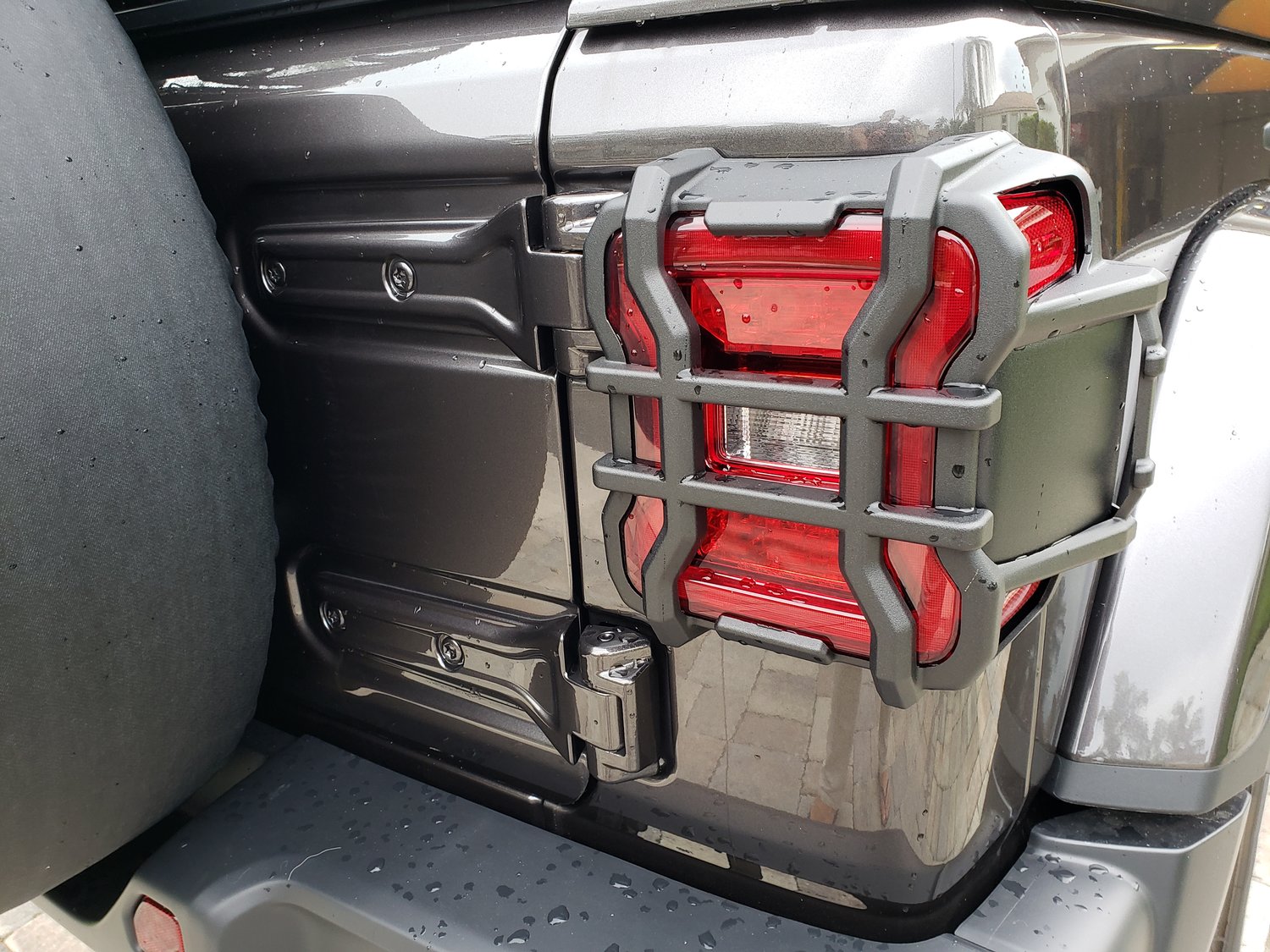 Rugged Ridge 11226 12 Elite Tail Light Guards For 18 19