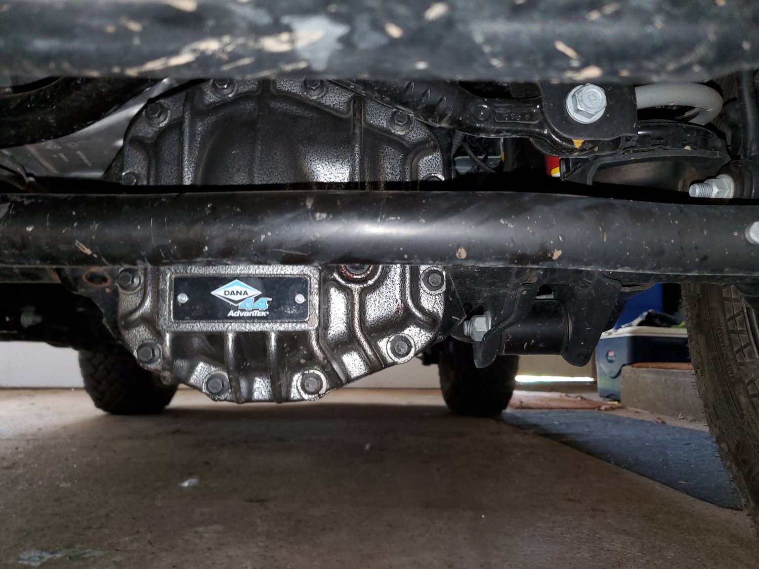 Dana Spicer Dana 44 Differential Cover for 1822 Jeep Wrangler JL and