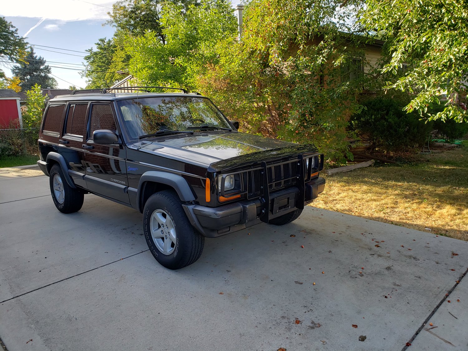 Tomken Machine TMG1501XJ Front Grill Guard in Black for 8401 Jeep