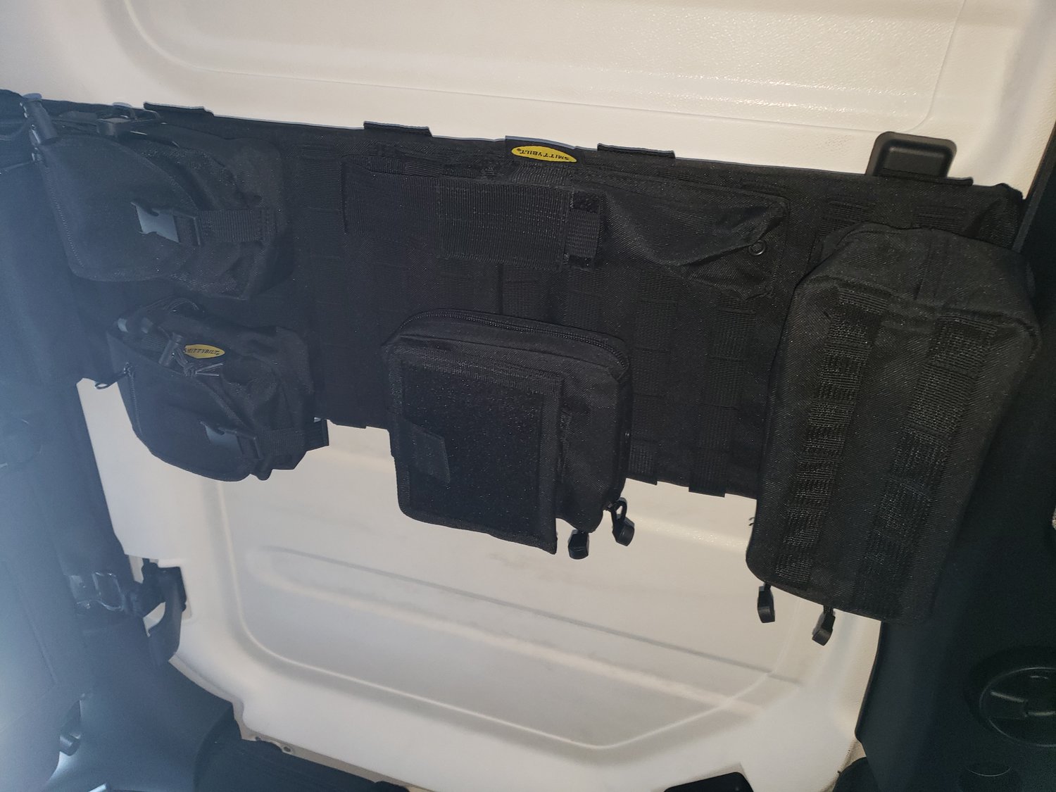 Smittybilt G.E.A.R. Overhead Console for 0718 Jeep Wrangler JK Quadratec