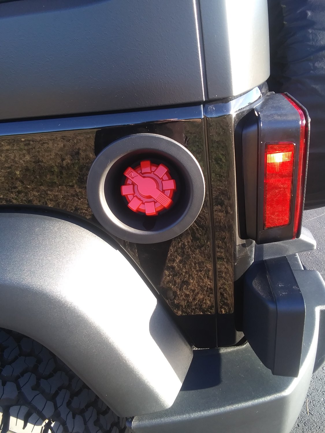 Rugged Ridge Aluminum Elite Fuel Cap for 0118 Jeep Wrangler TJ & JK