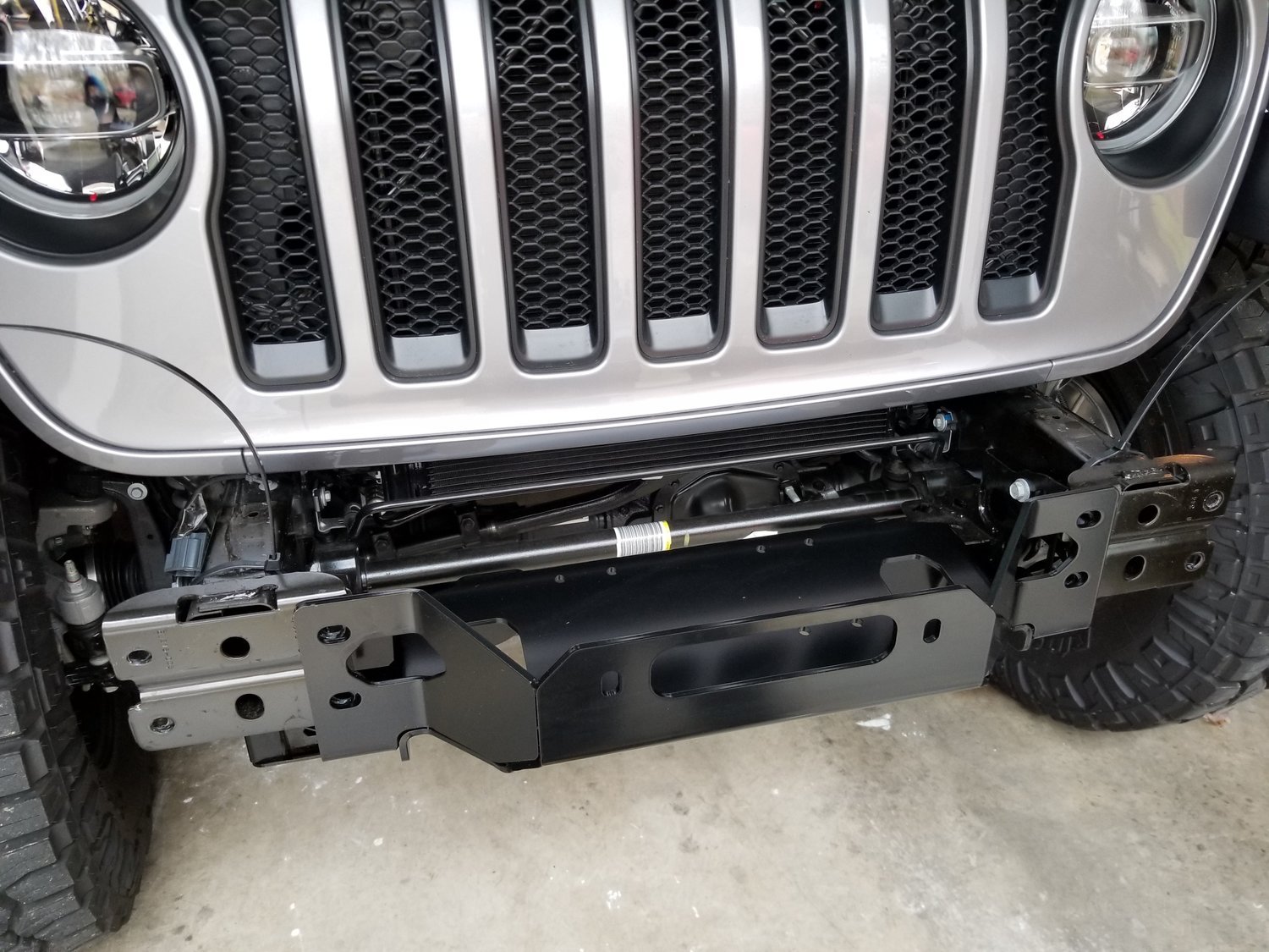 2018〜jlラングラー　warn ウィンチマウントプレート Winch Mount for 2018-2024 Jeep Wrangler JL & JT | WARN