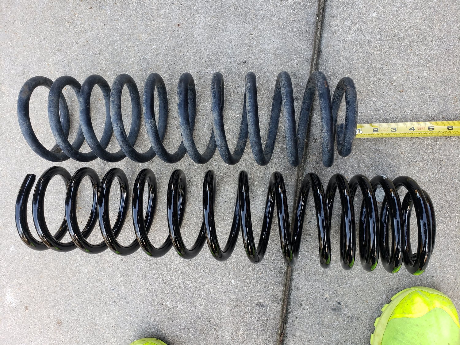 Quadratec Maximum Duty 3.5" Coil Spring Suspension Lift Kit for 0718