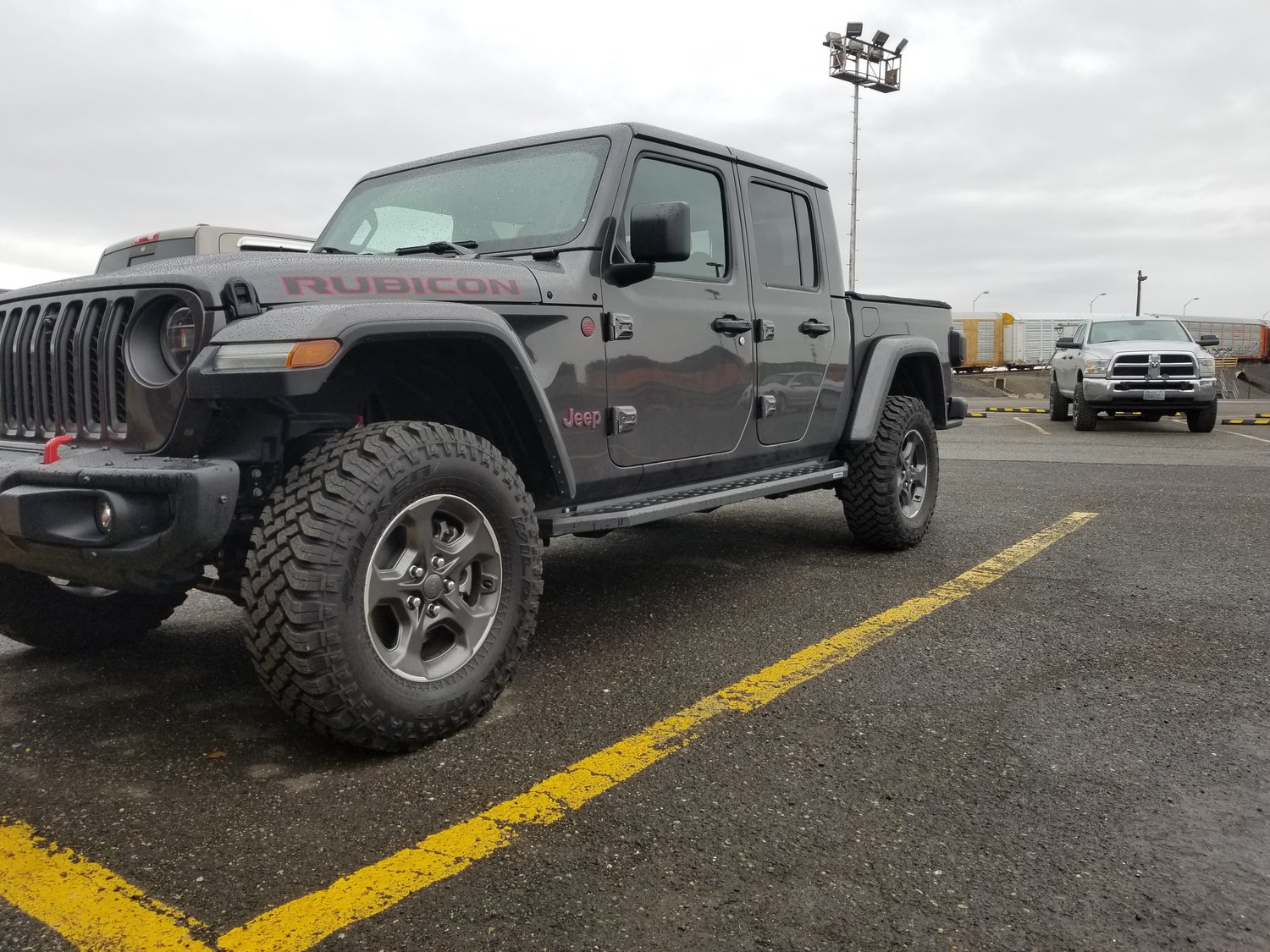 Go Rhino RB20 Running Boards for 2021 Jeep Gladiator JT in Bed Liner