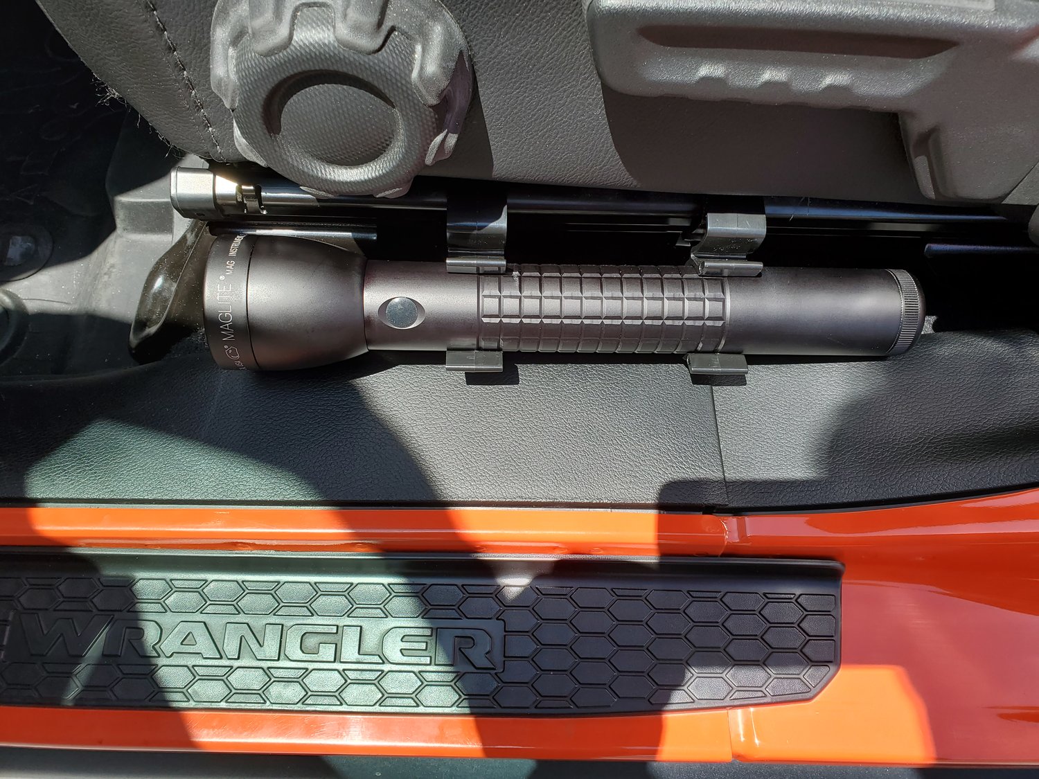 Quadratec Flashlight Holder for 1822 Jeep Wrangler JL Unlimited & Gladiator JT Quadratec