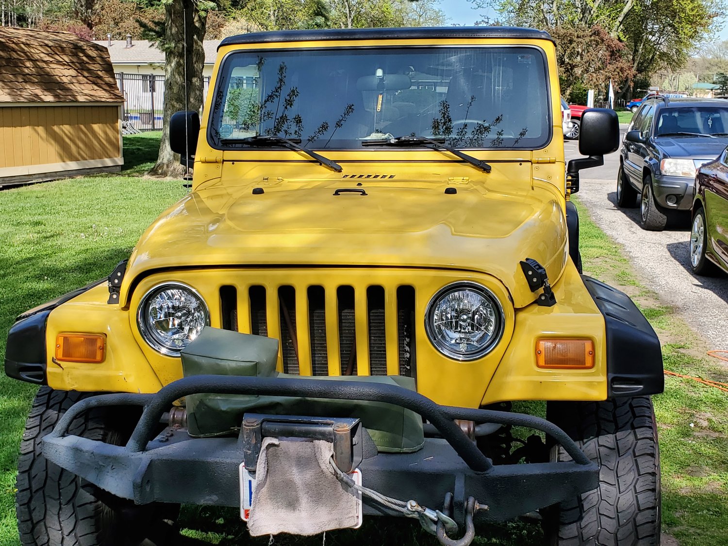 KC HiLiTES 42301 7" H4 Halogen Headlight Pair for 4586 Jeep CJ and 97