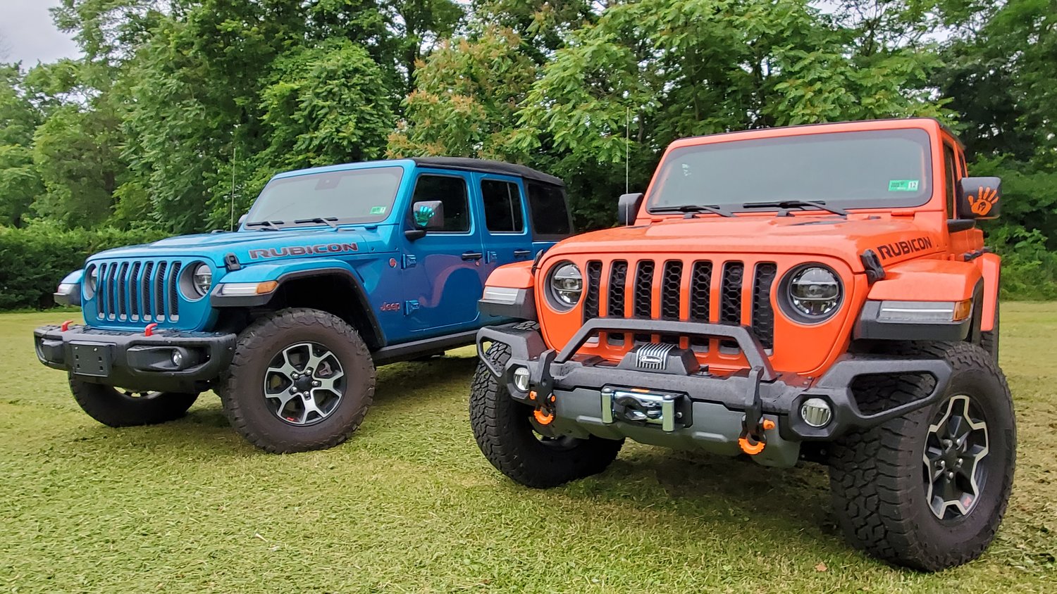 Rugged Ridge 11549.55 Venator Front Bumper Overrider for 1820 Jeep