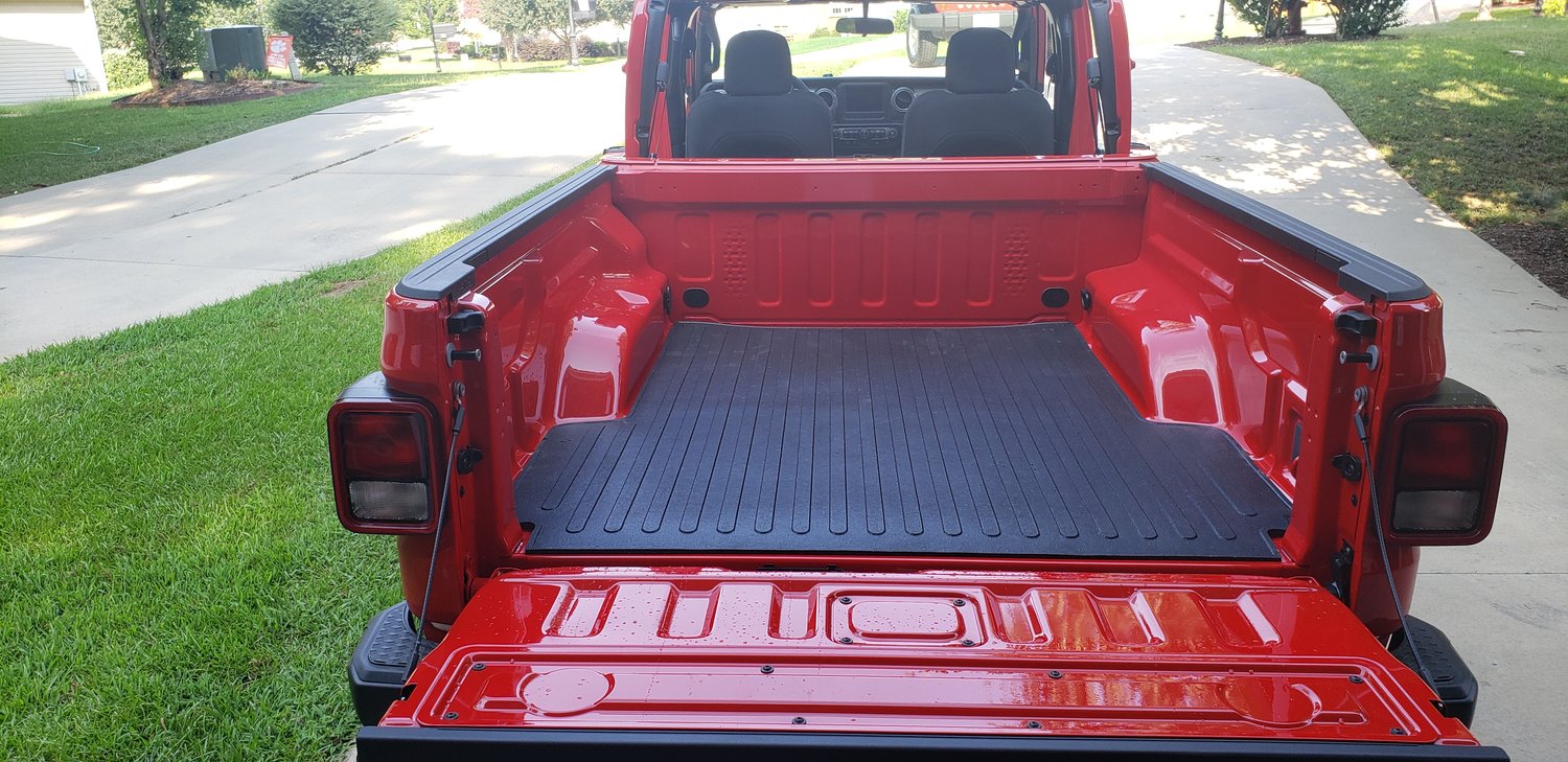 Jeep Gladiator Carpet Bed Liner