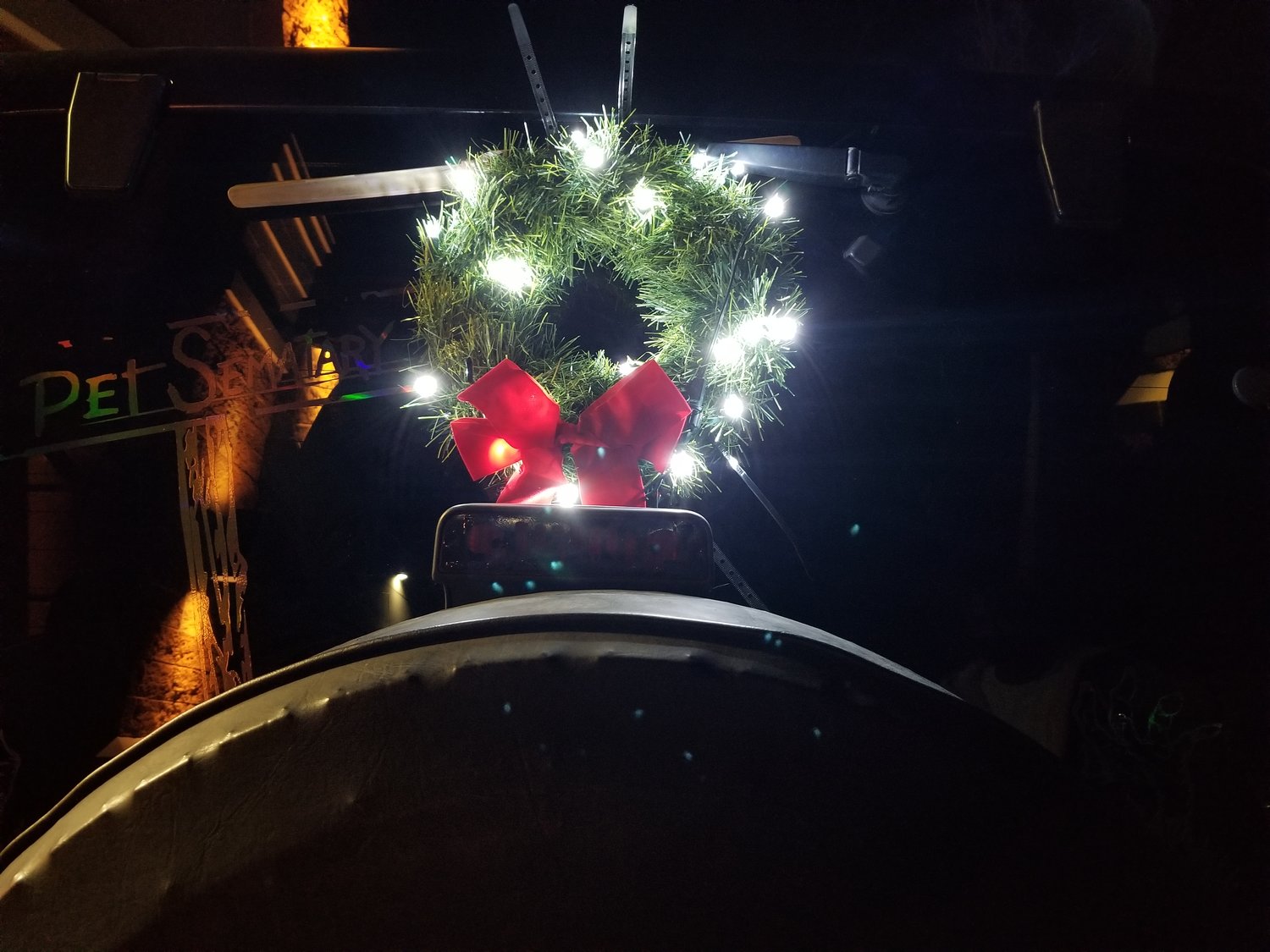 Quadratec 12Volt LED Christmas Wreath Quadratec