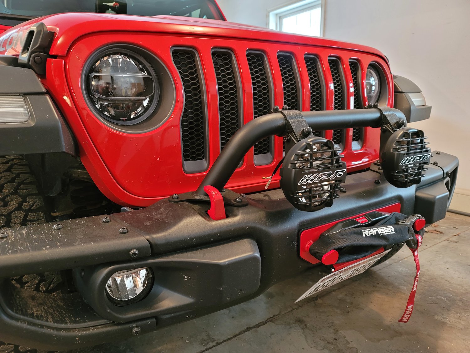 WARN 102355 Low Grille Guard Tube for 1820 Jeep Wrangler JL