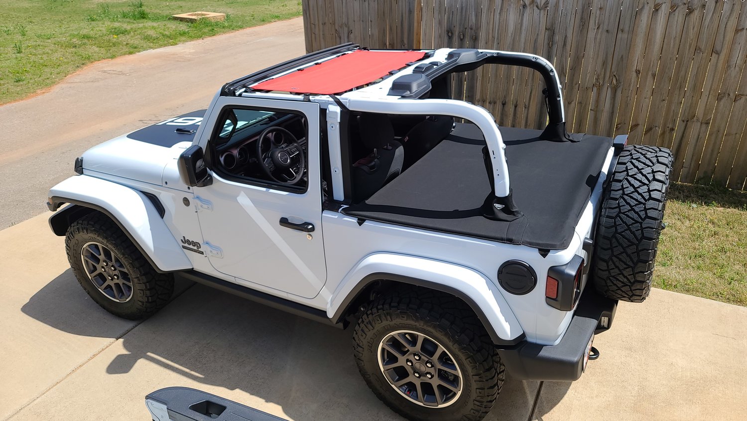 MasterTop Tonneau Cover for 1822 Jeep Wrangler JL 2Door Quadratec