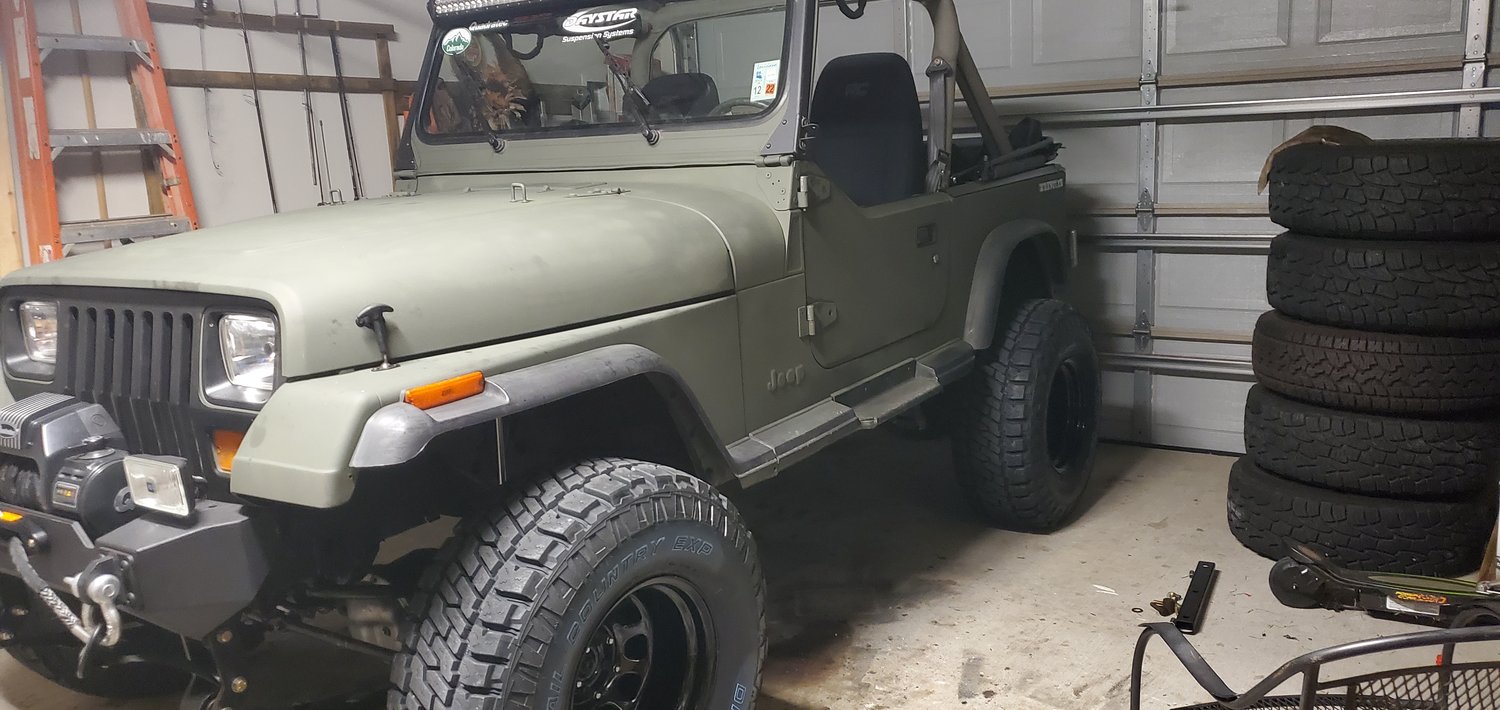 Pro Comp D Window Series 51 1Piece Gloss Black Steel for Jeep Vehicles