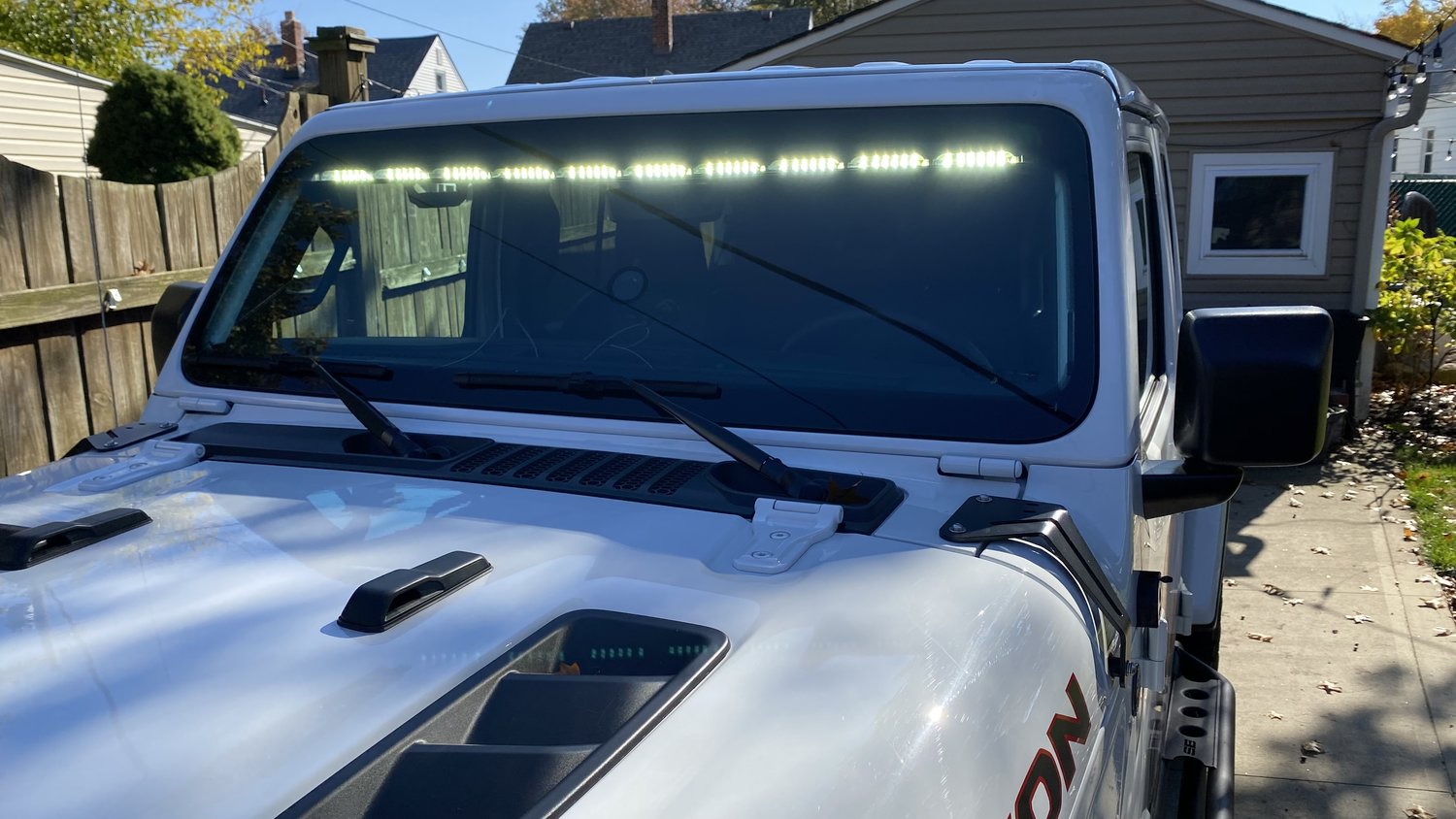 Quadratec LED Interior Mount 50” Stealth Light Bar for 1823 Jeep