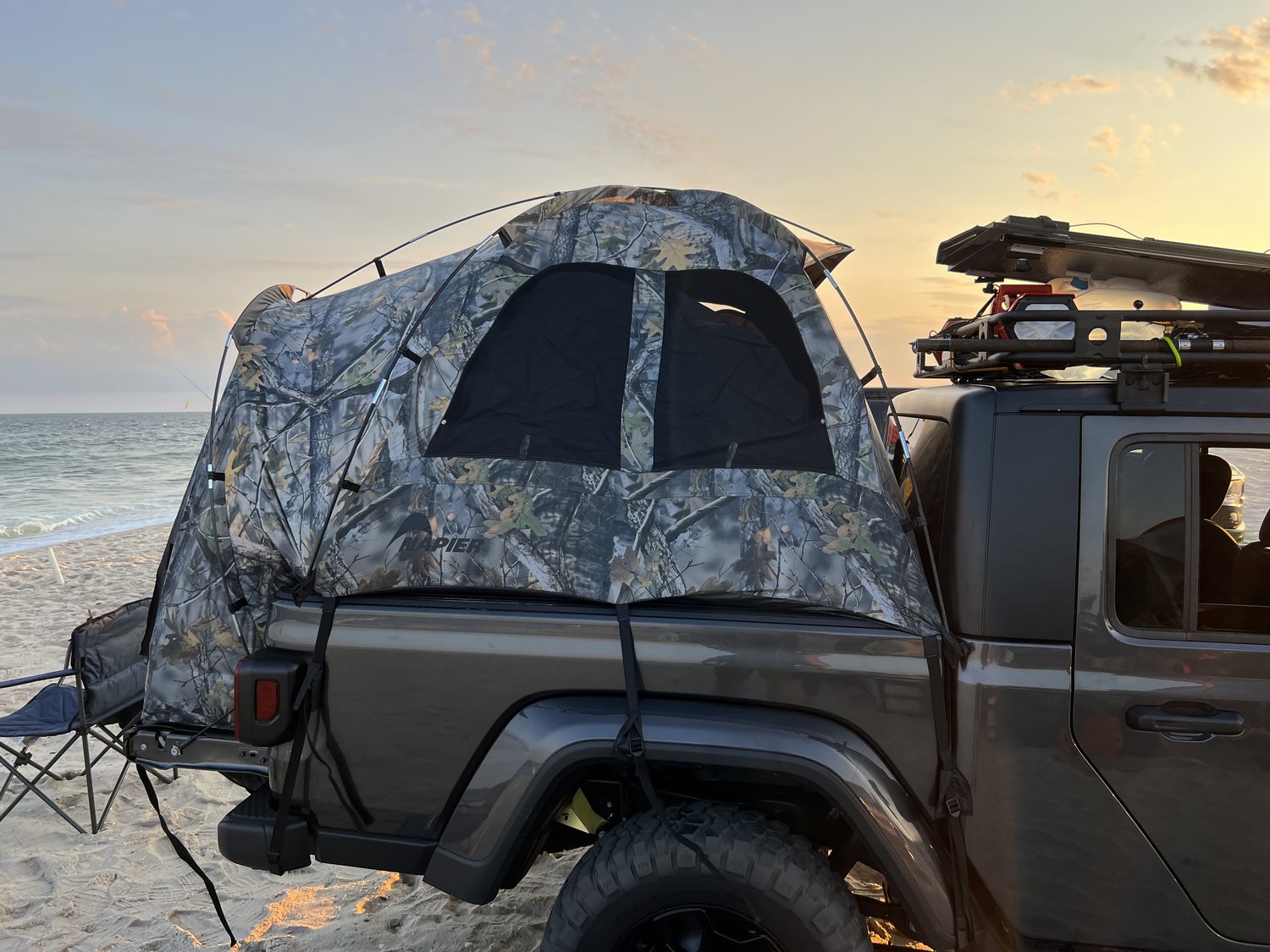 Napier Outdoors Backroadz Truck Tent For Jeep Gladiator JT or MidSize Truck with 5'5.2' Bed
