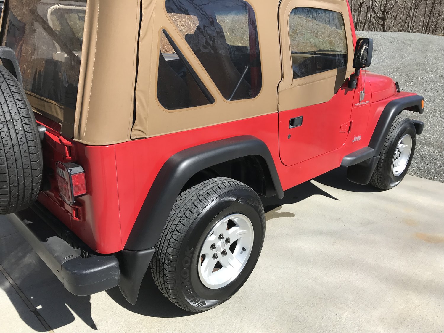 Mopar 82202306 Front Deluxe Molded Splash Guards in Black for 9706