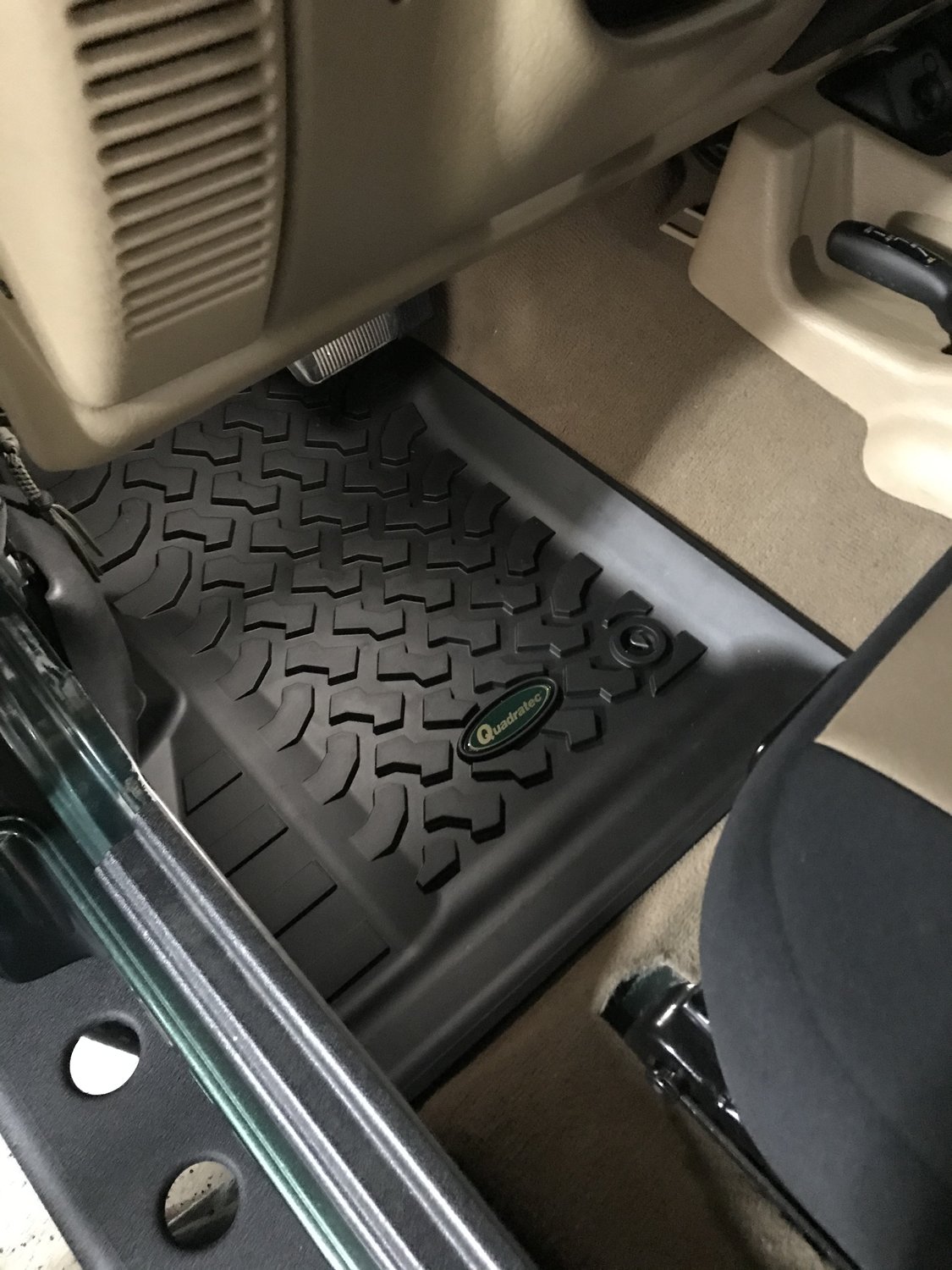 Quadratec Ultimate All Weather Floor Liners for 9706 Jeep Wrangler TJ & Unlimited Quadratec