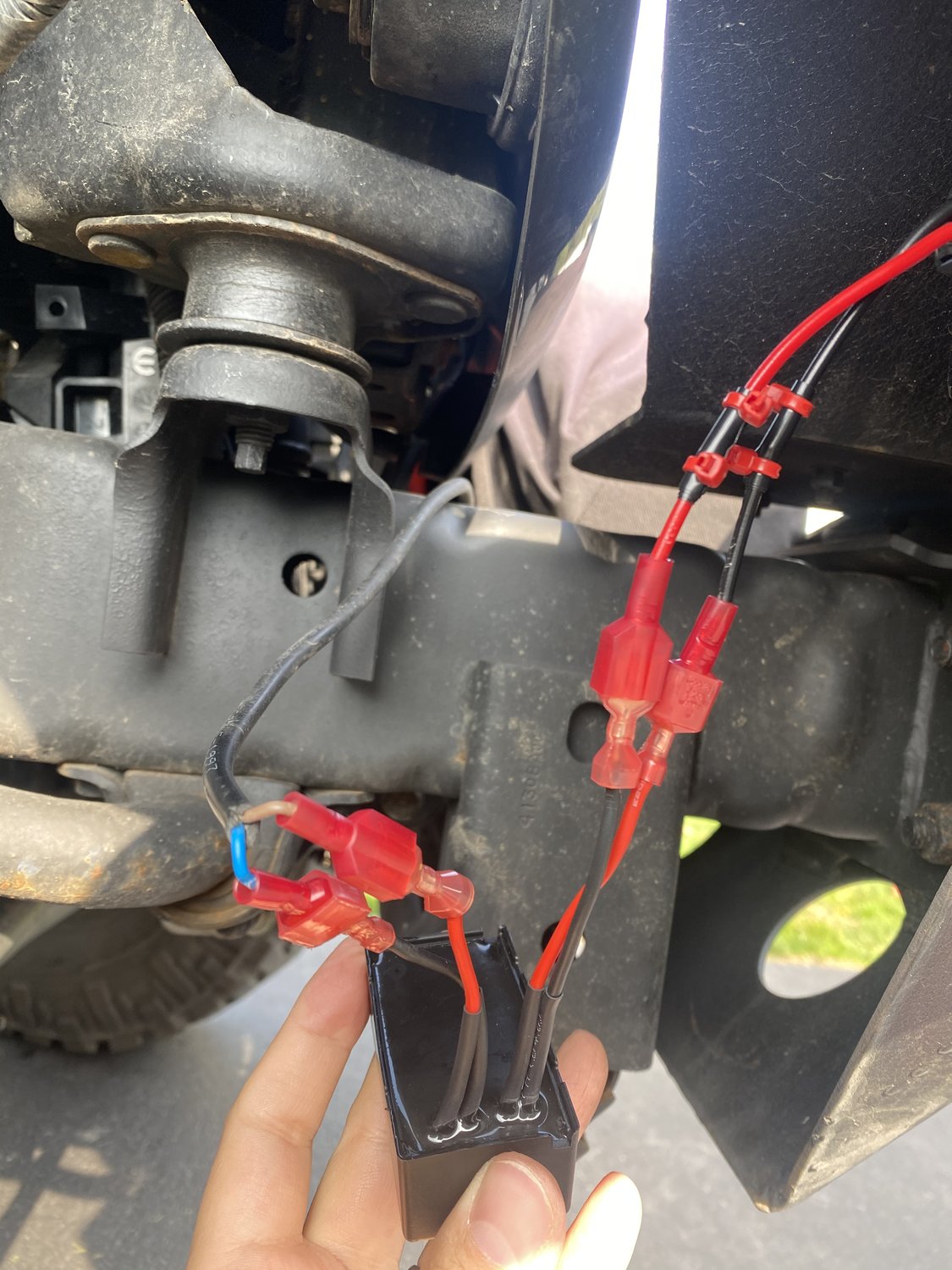 Quadratec Fog Lamp Anti Flicker Pulse Width Modulator for 1020 Jeep