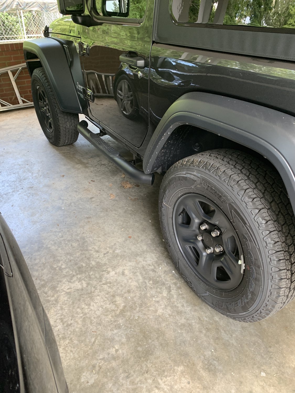 Quadratec QR3 Heavy Duty Side Steps for 1822 Jeep Wrangler JL 2Door