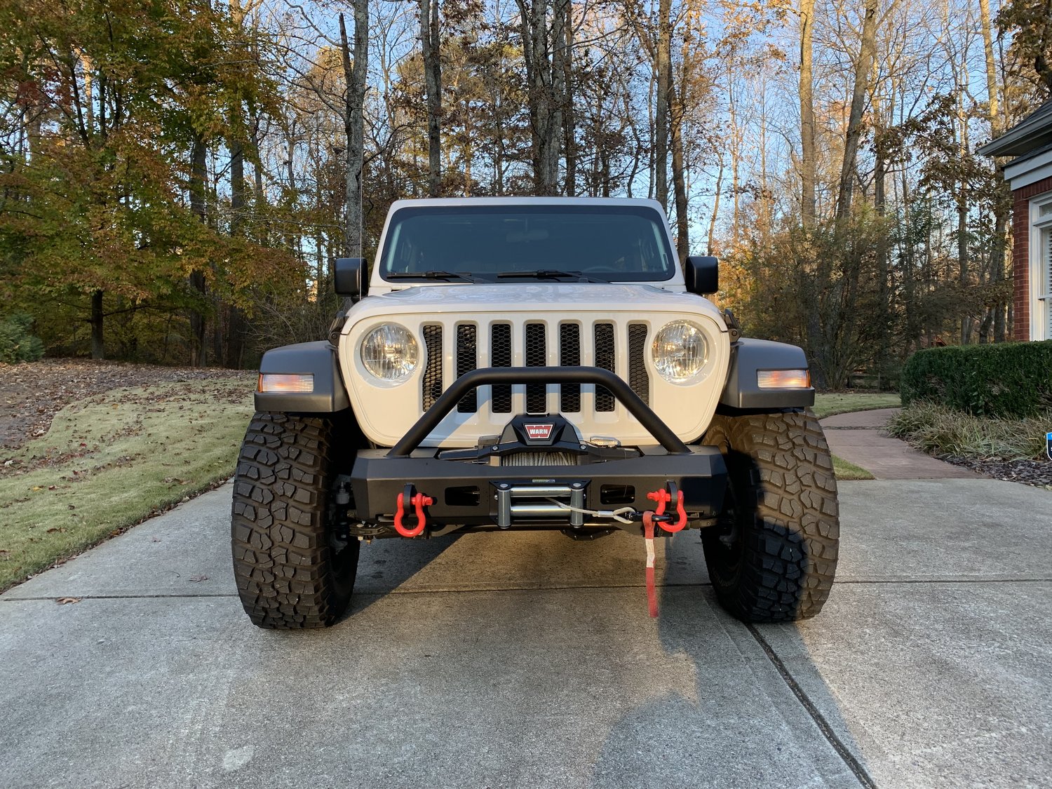 WARN 101330 Elite Series Stubby Front Bumper with Grille Guard for 18